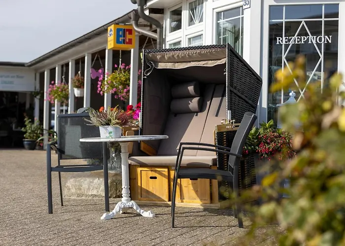 Familien- und Aparthotel Strandhof Tossens