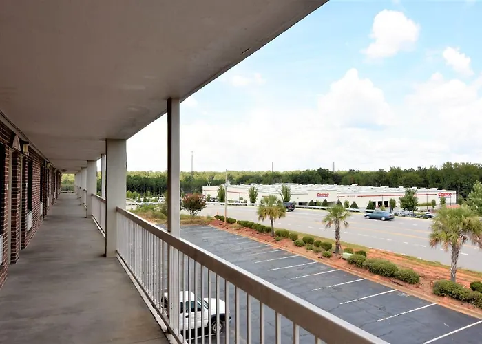 Suburban Studios Columbia - Harbison