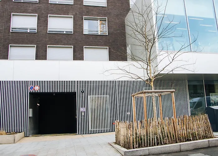 Twenty Business Flats Asnieres-Sur-Seine
