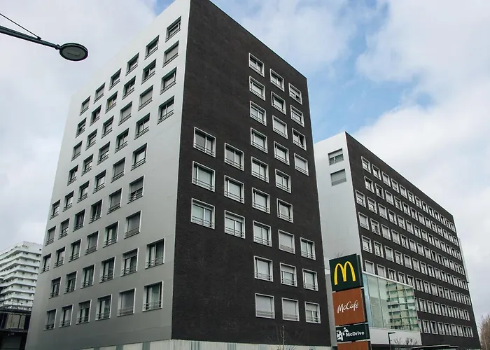 Twenty Business Flats Asnieres-Sur-Seine