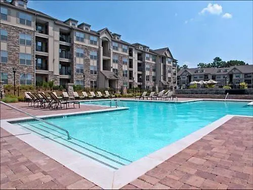 Oakwood At Belmont Place