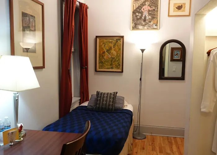 Ray'S Bucktown Bed And Breakfast