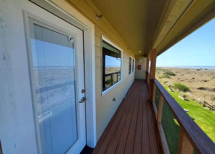 Moonstone Beach Motel