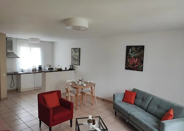 Aparthotel Domitys Le Jardin des Lys à Alençon