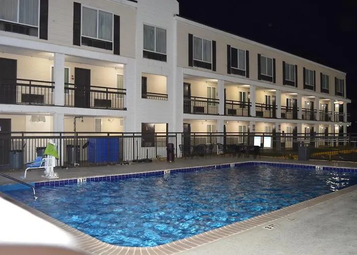 Days Inn By Wyndham Marietta-Atlanta-Delk Road