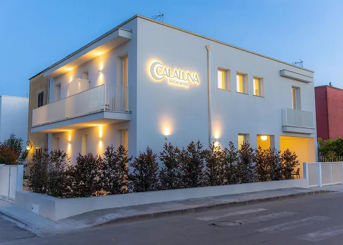 Calaluna Rooms