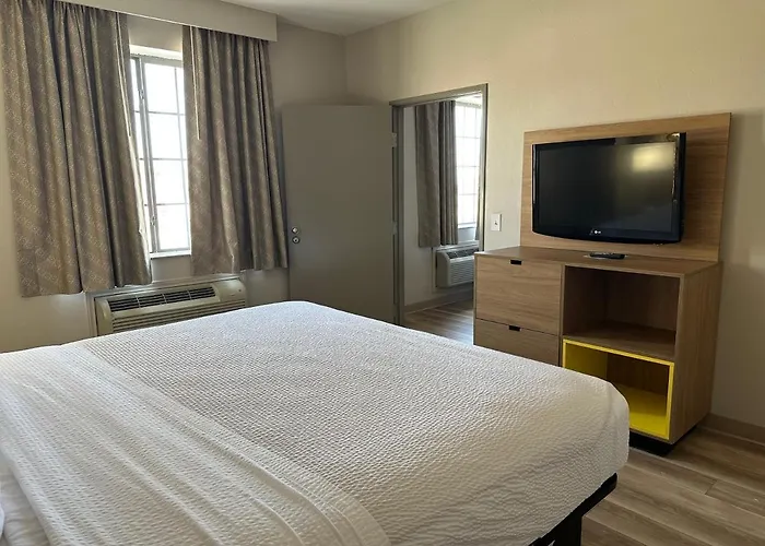 Days Inn By Wyndham Oklahoma City