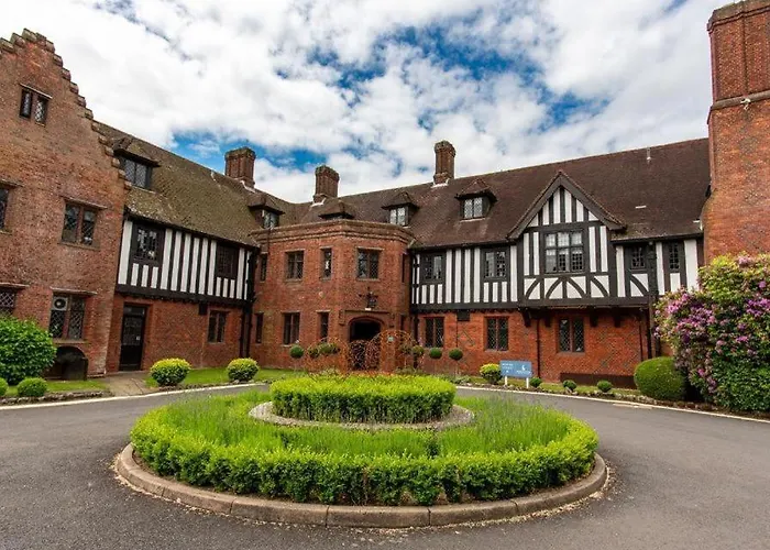 Hogarths Stone Manor