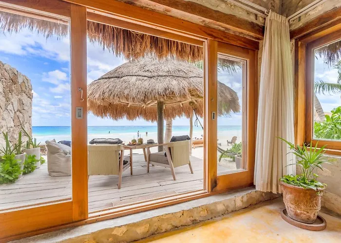 Ahau - Beachfront (Adults Only)