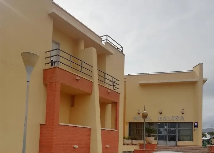 Bayo Lirola Hotel Balisa