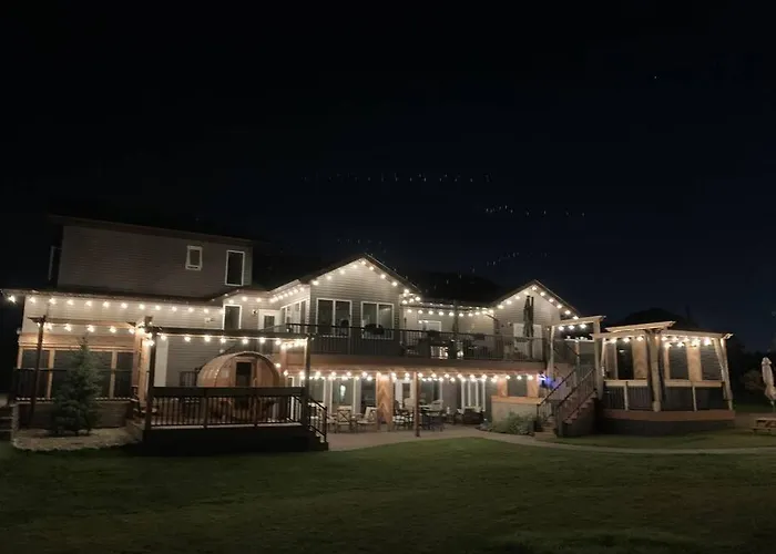 Dragonfly Inn Loft Suite