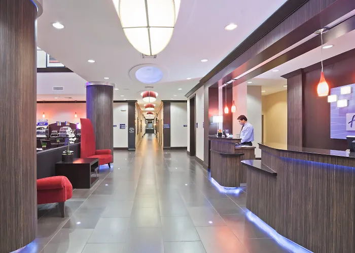 Addison Dog Friendly Hotels