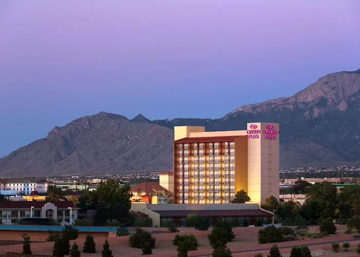 Crowne Plaza By Ihg