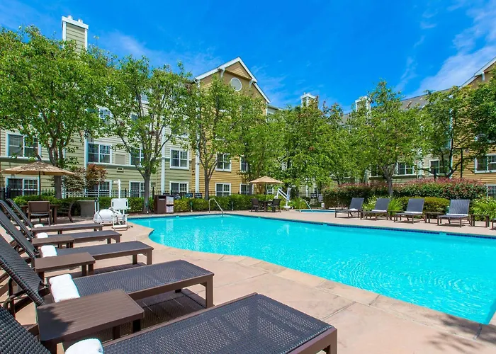 Homewood Suites By Hilton Newark Fremont