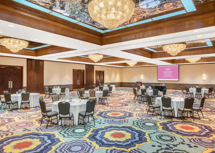 Crowne Plaza Hotel Hickory By Ihg