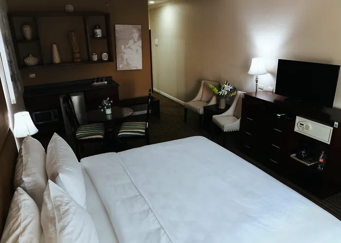 Holiday Inn By Ihg