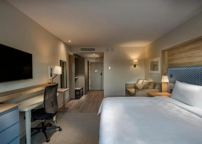 Holiday Inn&Suites - Aguascalientes, an IHG Hotel