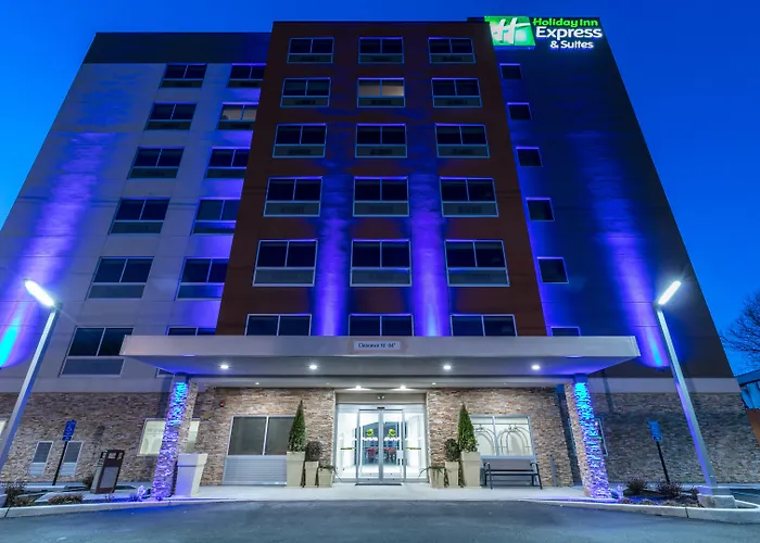 Holiday Inn Express & Suites Jersey City North - Hoboken By Ihg