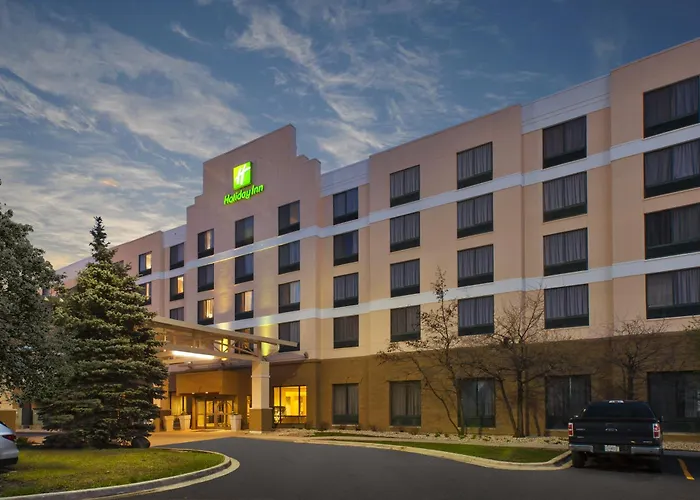 Holiday Inn & Suites By Ihg