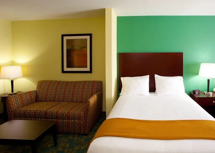 Holiday Inn Express Hotel & Suites Thornburg-S. Fredericksburg By Ihg
