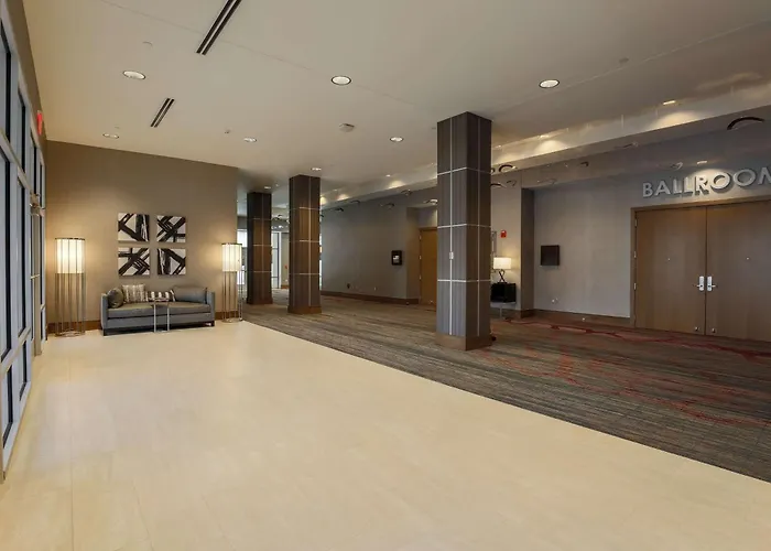 Doubletree By Hilton Evansville