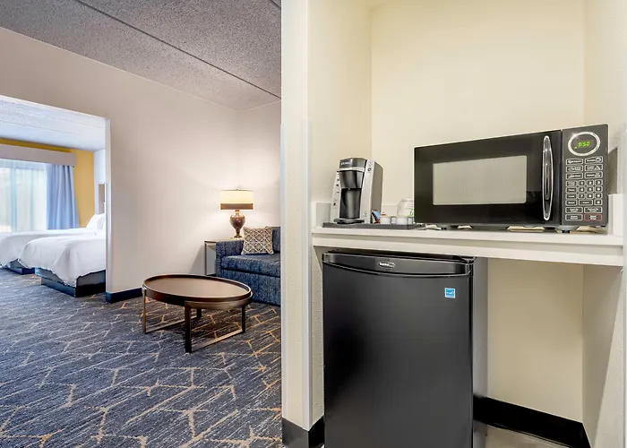 Holiday Inn & Suites Wausau-Rothschild By Ihg