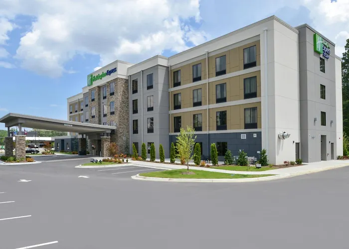 Holiday Inn Express And Suites Bryant - Benton Area By Ihg