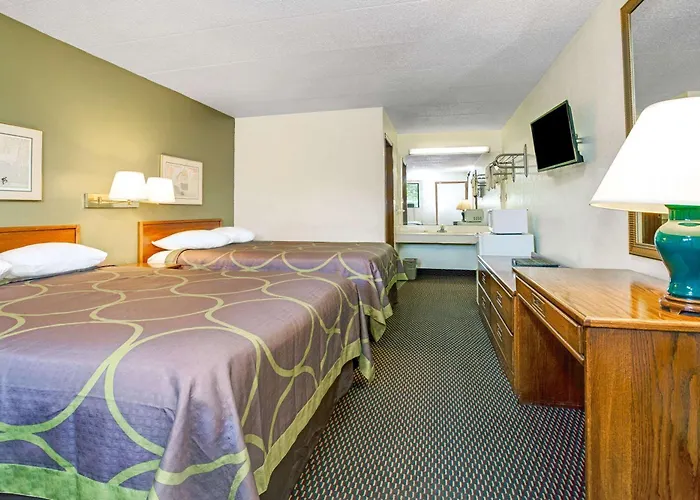 Super 8 By Wyndham Fort Mitchell Cincinnati Area