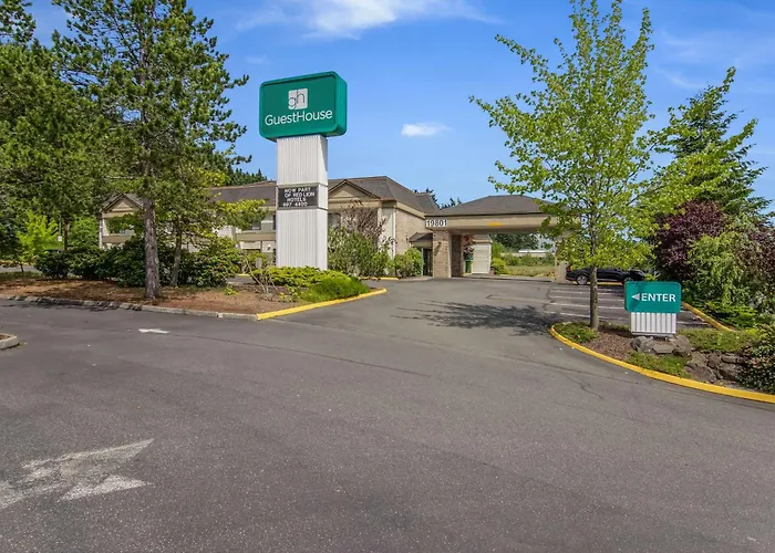 Guesthouse Inn & Suites Poulsbo