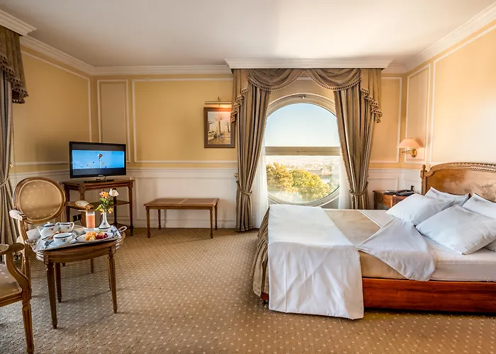 Hotel Colbert Palace