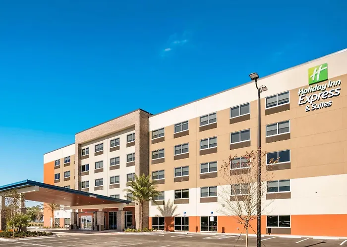 Holiday Inn Express & Suites Jacksonville - Town Center By Ihg