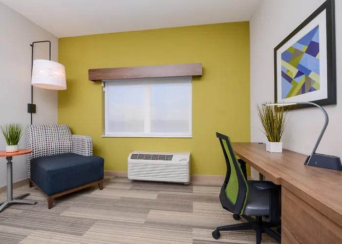 Holiday Inn Express & Suites - - Madeira Beach By Ihg