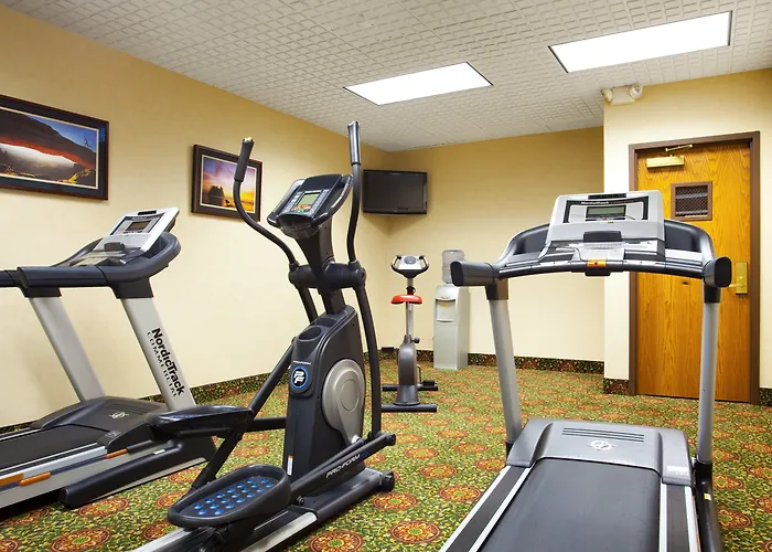 Candlewood Suites Grand Rapids Airport By Ihg Cascade