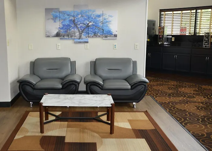 Baymont By Wyndham Santee