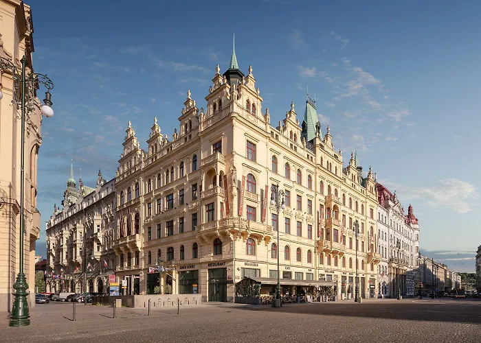 Hotel Kings Court