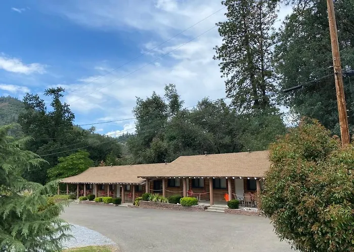 Fawndale Lodge