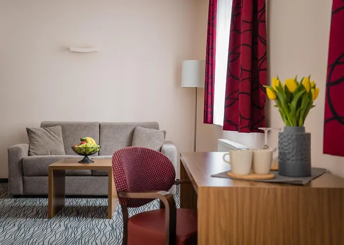 Point Hotel Apartments&Rooms
