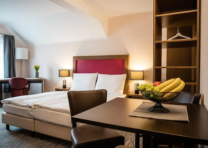 Point Hotel Apartments&Rooms