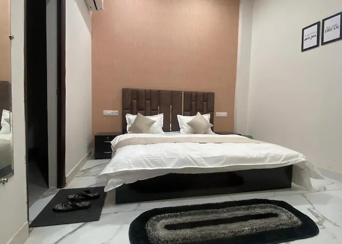 Wellawing Residency - A Premium Hotel At Pakhowal Road - Corporates, Families, Travelers, Couples Favorite