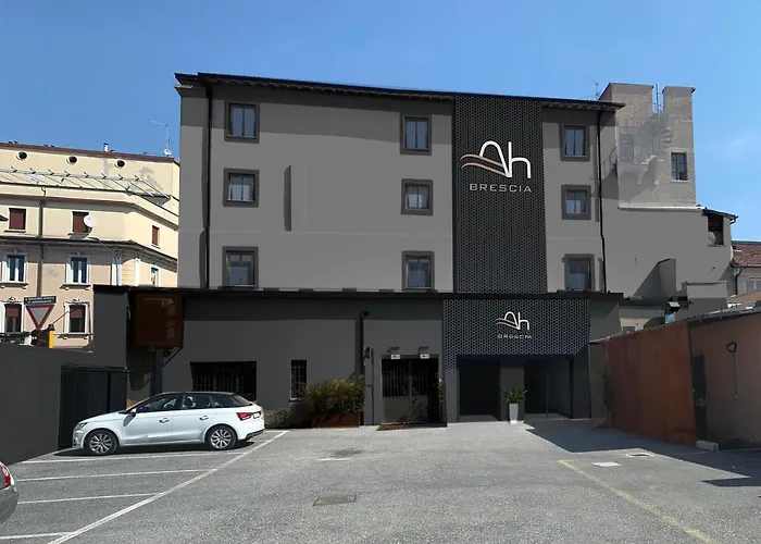 Ah Villaglori Boutique Apartments Brescia