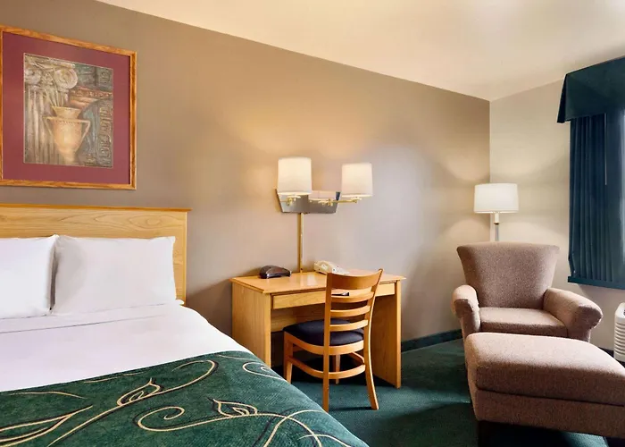 Travelodge By Wyndham Yermo