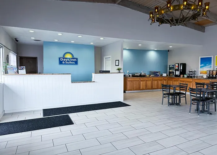 Days Inn & Suites By Wyndham , Nm