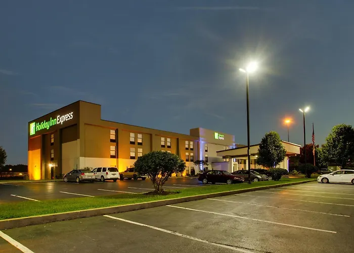 Holiday Inn Express - By Ihg