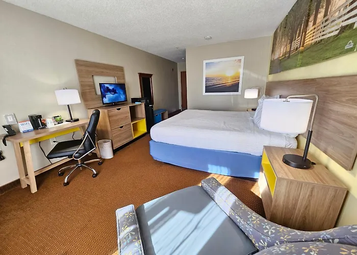 Days Inn By Wyndham Greensboro Nc