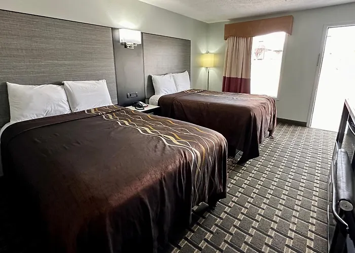 Red Carpet Inn - Natchez