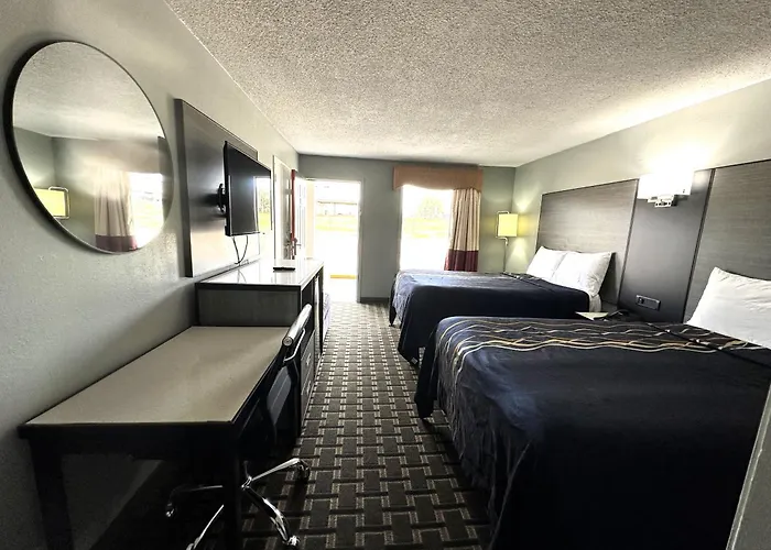 Red Carpet Inn - Natchez