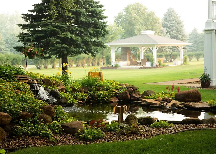 Oakwood Inn