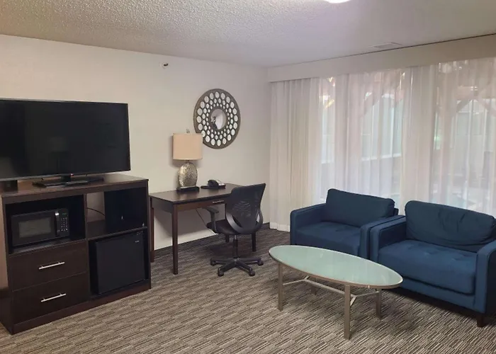 Best Western Plus Como Park Hotel