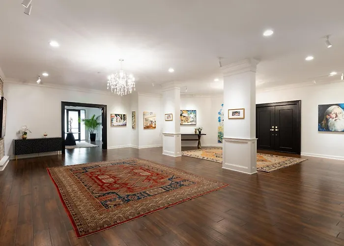 The Vendue, Downtown Art Hotel