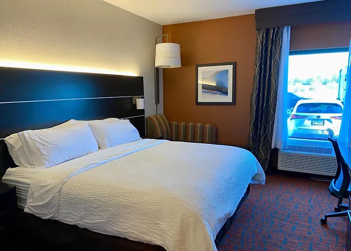 Holiday Inn Express By Ihg